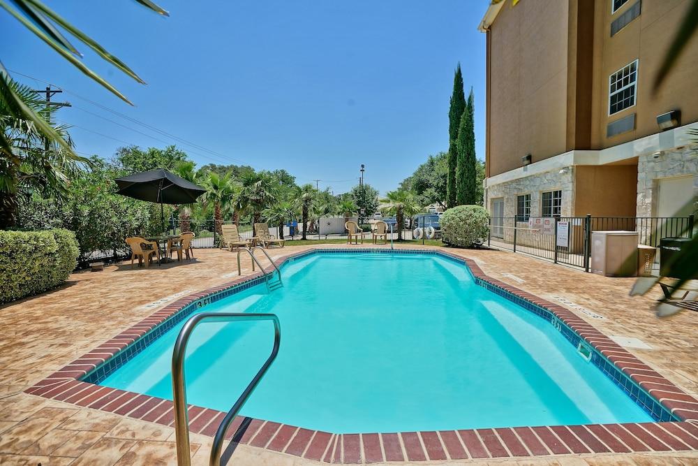 Comfort & Texas Hill Country Boerne
