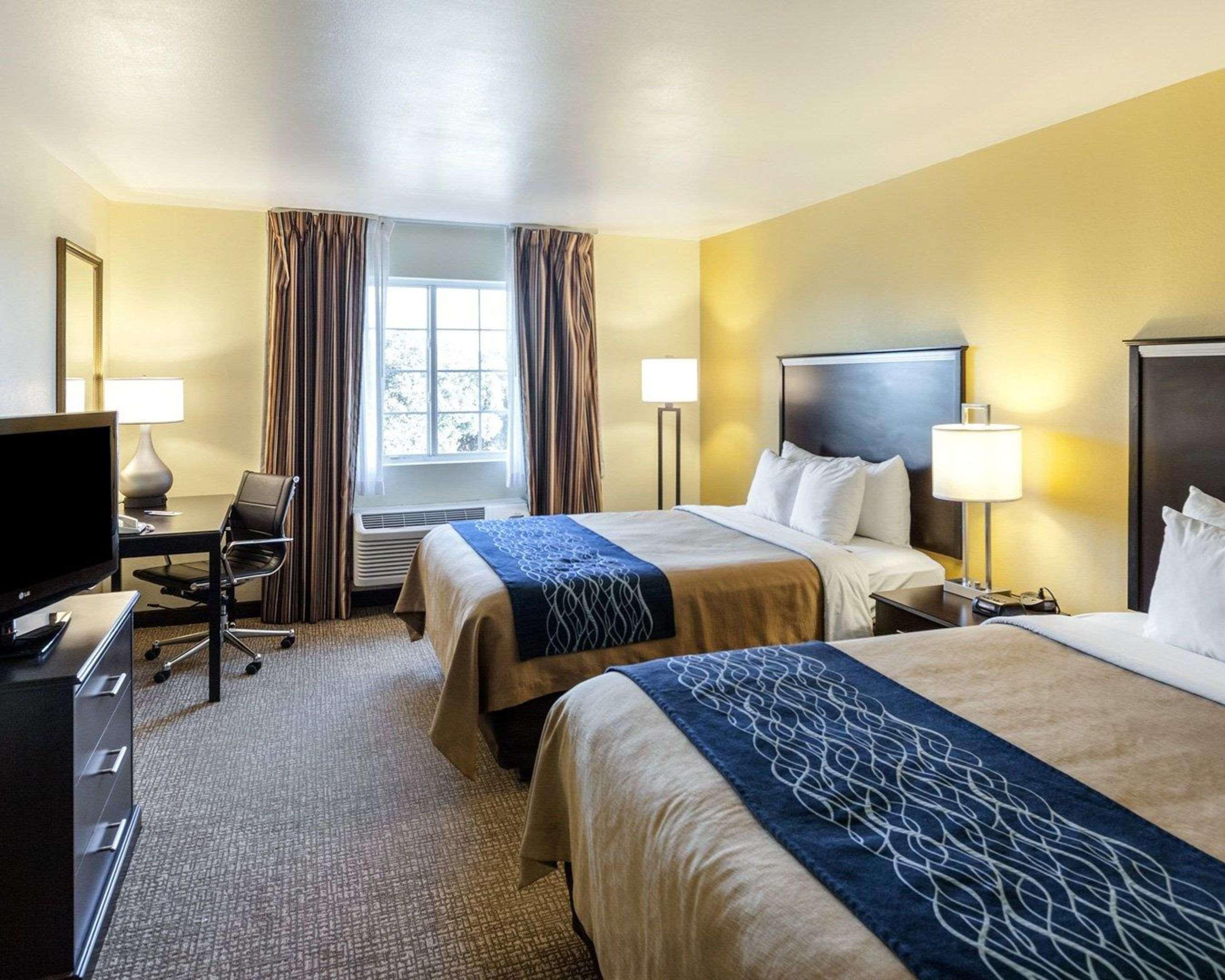 Hotel Comfort & Texas Hill Country Boerne