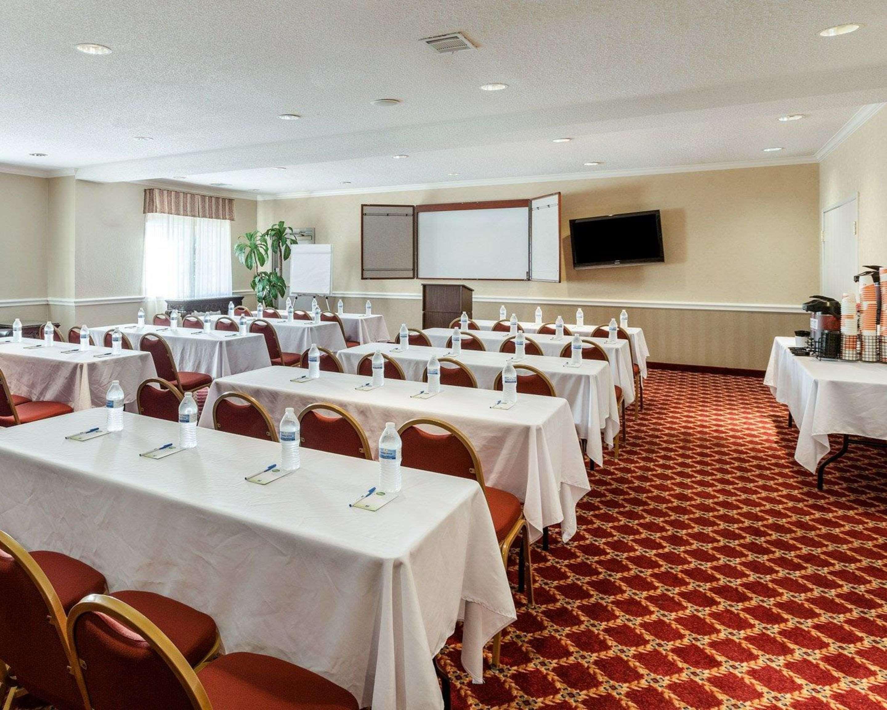 Comfort & Texas Hill Country Hotel Boerne