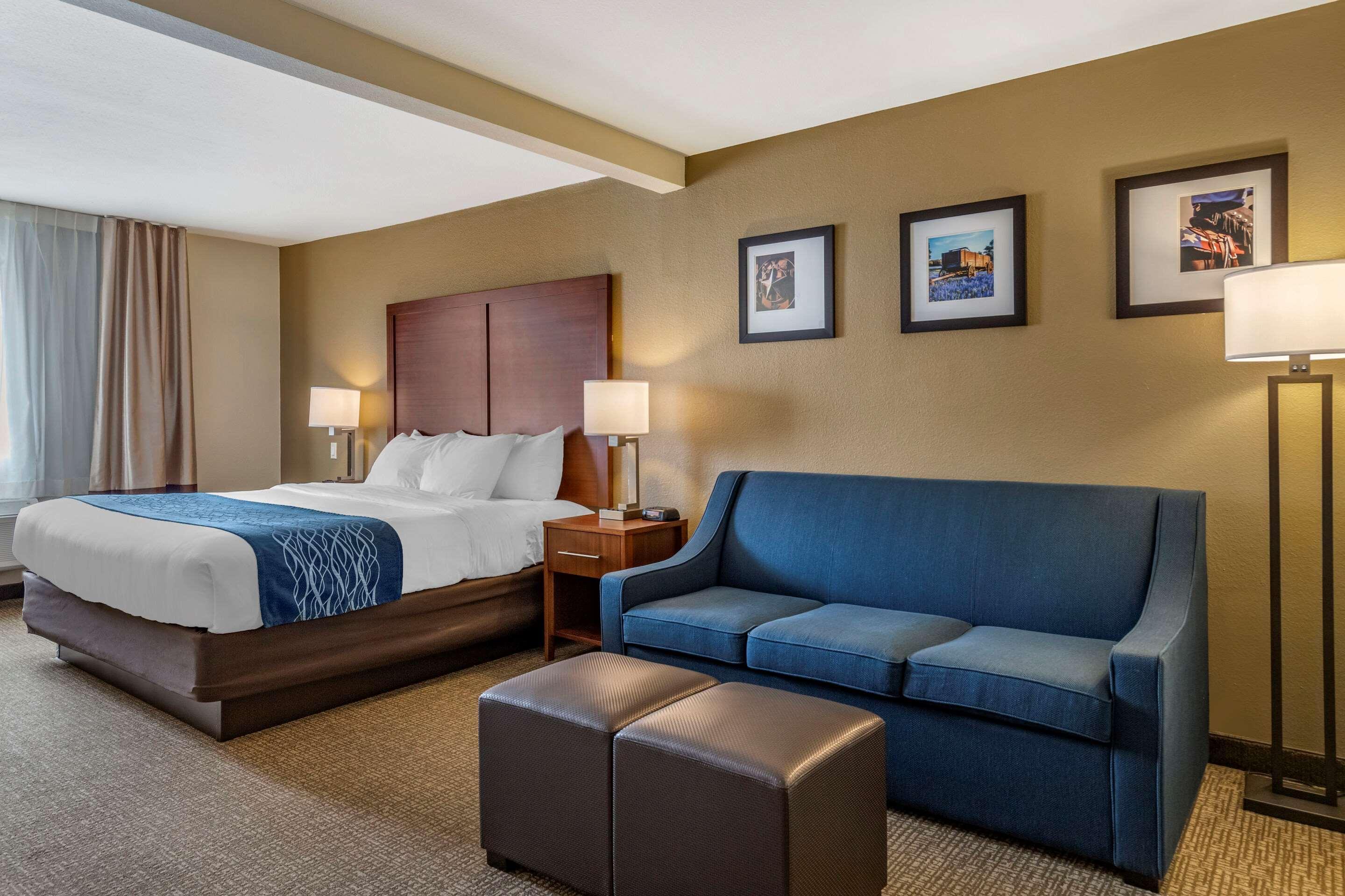 Hotel Comfort & Texas Hill Country