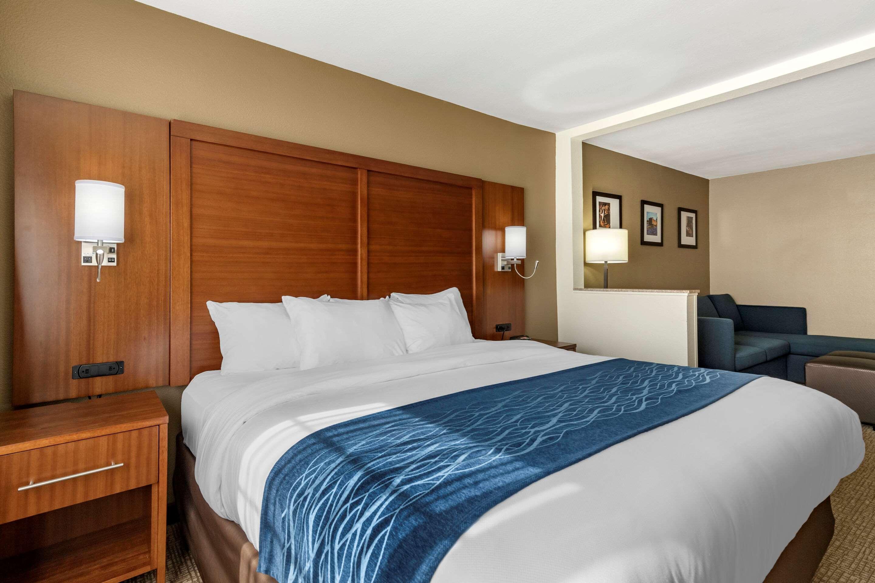 Comfort & Texas Hill Country