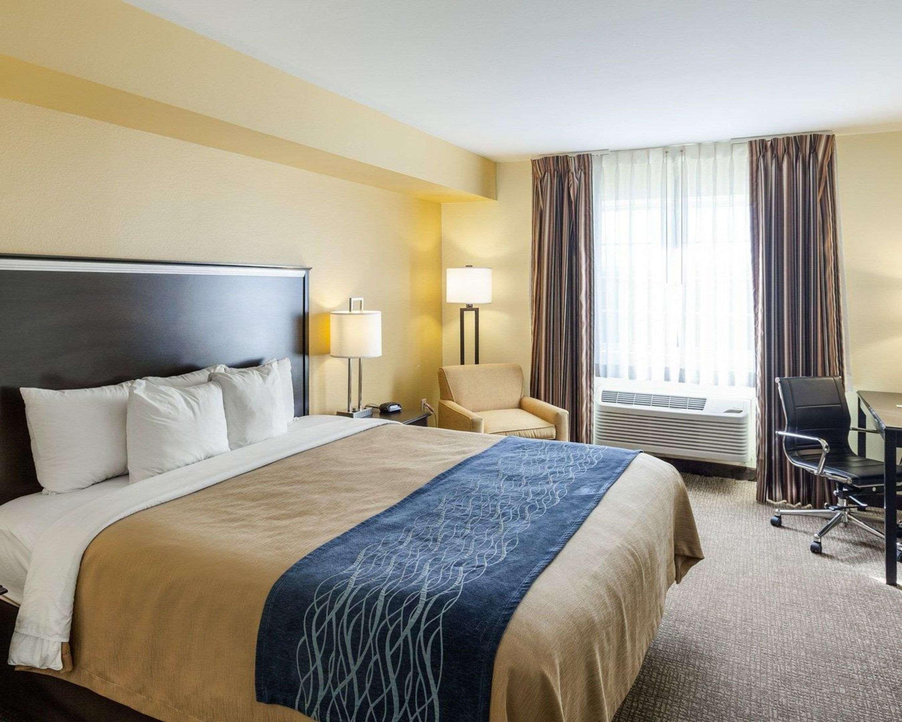 Comfort & Texas Hill Country Hotel