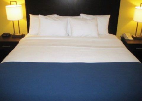 Hotel Comfort & Texas Hill Country 3*